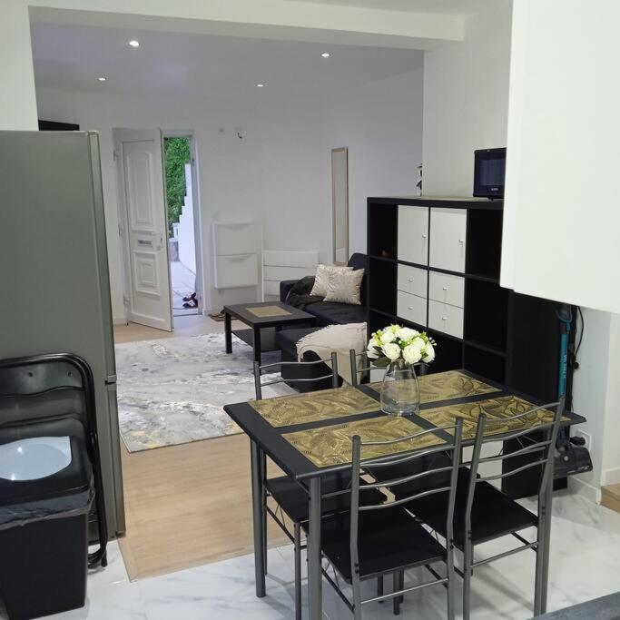 La Maison Du Cerisier ล็อง ภายนอก รูปภาพ